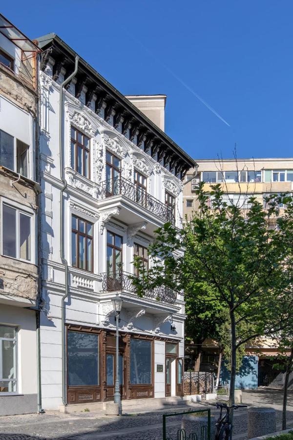 Holt Old Town Luxury Suites Bucharest Exterior photo